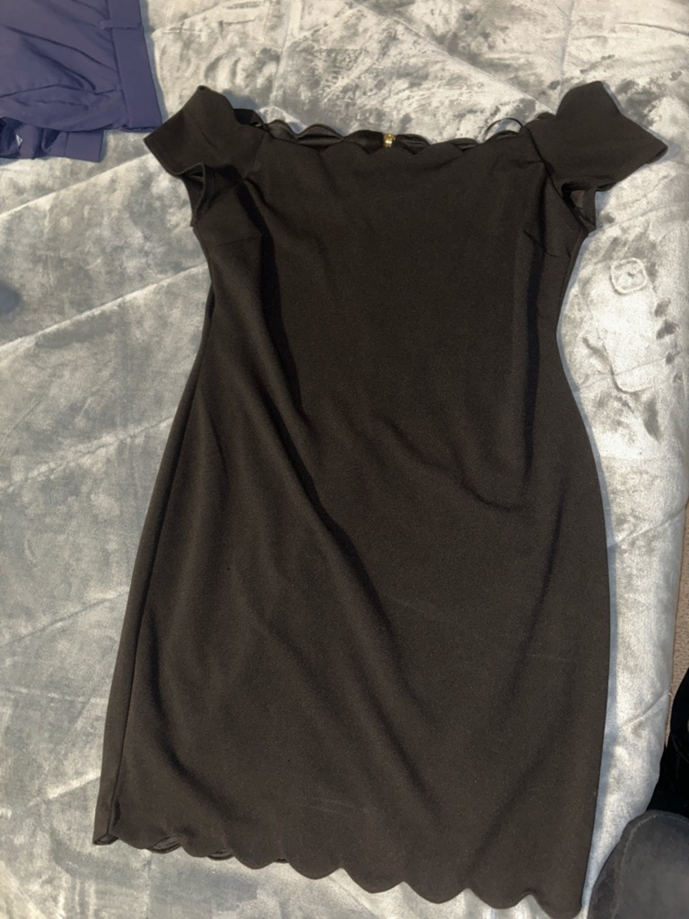 Elegant Black Strapless Scallop-Hem Dress